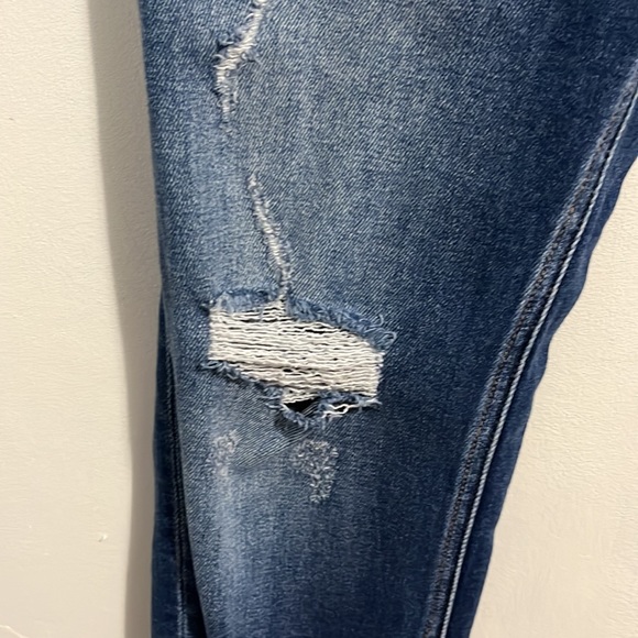 Jeans - Picture 2 of 4